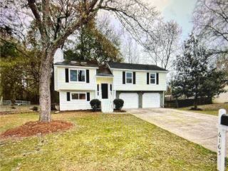 Foreclosed Home - 6165 POINTER WAY, 30135