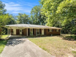 Foreclosed Home - 4710 CHAPEL HILL RD, 30135
