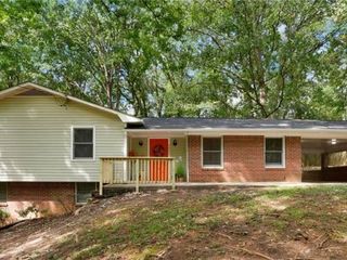 Foreclosed Home - 3851 N SHELBY LN, 30135