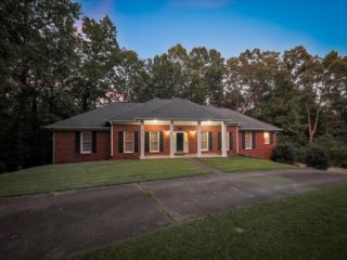 Foreclosed Home - 6320 RIVER RIDGE DR, 30135
