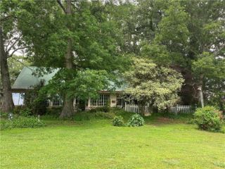 Foreclosed Home - 10072 HENDERSON MOUNTAIN RD, 30139