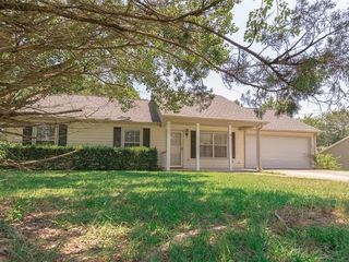 Foreclosed Home - 21 COUNTRY VILLAGE DR, 30141