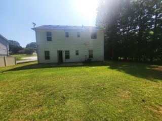 Foreclosed Home - 2116 LAIRD RD, 30141