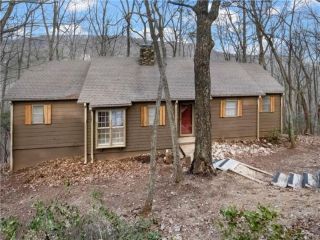 Foreclosed Home - 142 CHESTNUT COVE TRL, 30143