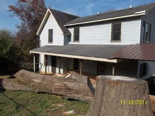 Foreclosed Home - 106 N HILLCREST DR SE, 30147