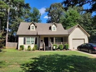Foreclosed Home - 5806 STONEHAVEN DR NW, 30152