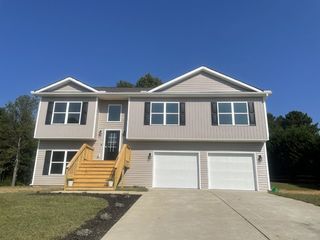 Foreclosed Home - 357 WHITE CREEK LOOP, 30153