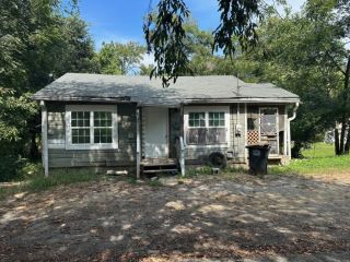 Foreclosed Home - 3 JERVIS ST SW, 30161