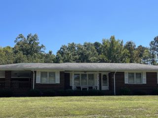 Foreclosed Home - 26 WOODCLIFFE DR NE, 30161