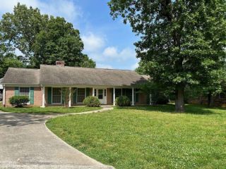 Foreclosed Home - 106 E CREEKVIEW DR SW, 30165