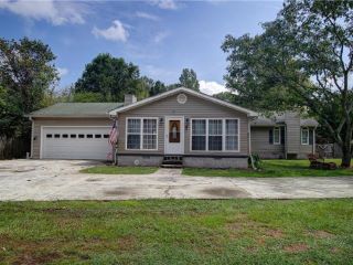 Foreclosed Home - 938 OLD SUMMERVILLE RD NW, 30165