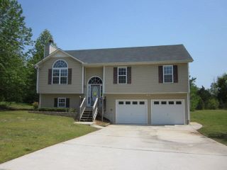 Foreclosed Home - 124 MAPLEWOOD DR, 30179