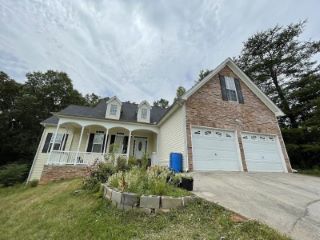 Foreclosed Home - List 100718300