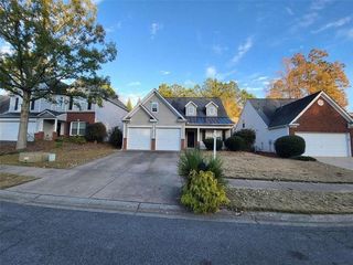 Foreclosed Home - 206 WEATHERSTONE POINTE DR, 30188