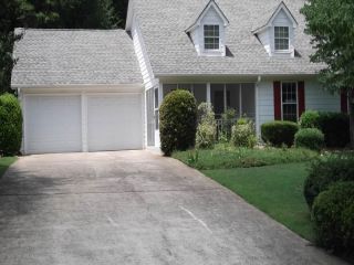 Foreclosed Home - 303 ROSE CREEK WAY, 30189