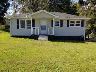 Foreclosed Home - 111 LAKESIDE DR, 30223