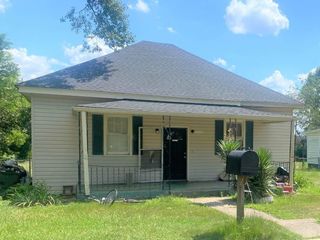 Foreclosed Home - 122 PEACHTREE ST, 30223