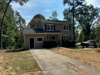 Foreclosed Home - 120 LITTLE BIG HORN RD, 30223