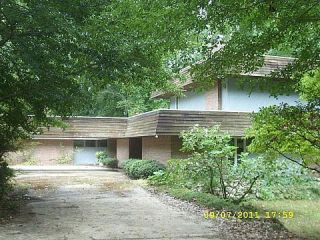 Foreclosed Home - 157 BABBS MILL RD, 30228