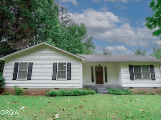 Foreclosed Home - 40 NORTH DR, 30228