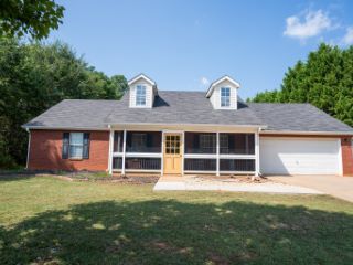 Foreclosed Home - 122 MEADOW VIEW DR, 30233