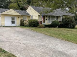Foreclosed Home - 908 NELSON ST, 30233