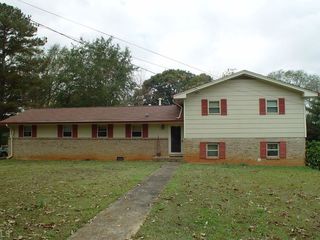 Foreclosed Home - 8309 VALLEY STREAM DR, 30236