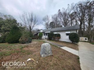 Foreclosed Home - 868 KING RD, 30236
