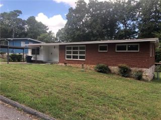 Foreclosed Home - 1110 TANGLEWOOD RD, 30236