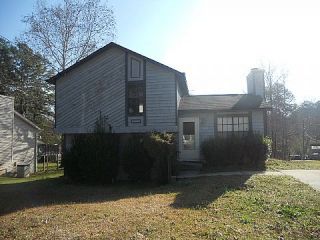 Foreclosed Home - 8670 BRANDON HILL LN, 30238