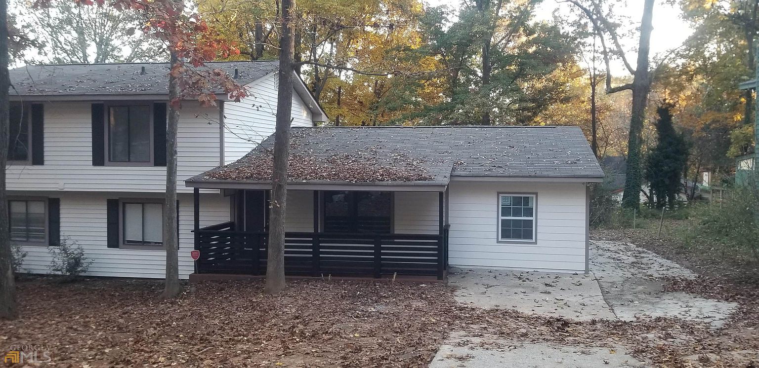 Foreclosed Home - 586 COUNTRY LANE DR, 30238