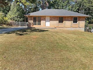 Foreclosed Home - 268 ESSEX DR, 30238