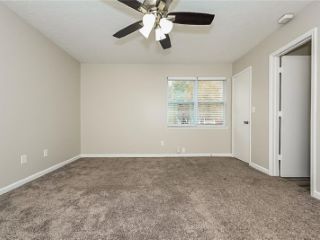 Foreclosed Home - 10301 CANYON TRL, 30238