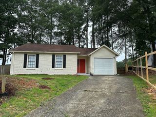 Foreclosed Home - 1044 BRANDON HILL WAY, 30238
