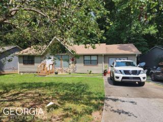 Foreclosed Home - 9079 RAVEN DR, 30238
