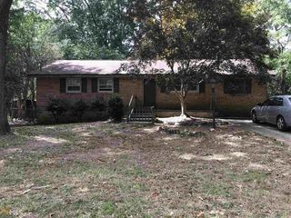Foreclosed Home - 301 ESSEX DR, 30238
