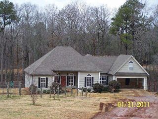 Foreclosed Home - 102 NEWTON RD, 30240