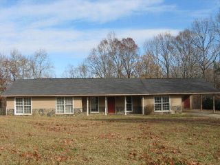 Foreclosed Home - 2265 NEW HUTCHINSON MILL RD, 30240
