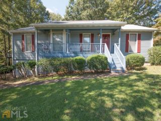 Foreclosed Home - 135 HUNTINGTON DR, 30240