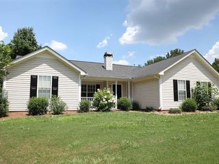 Foreclosed Home - 206 NORTHFIELD DR, 30240