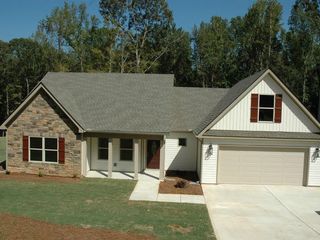 Foreclosed Home - 112 HIGHLAND POINTE DR, 30240