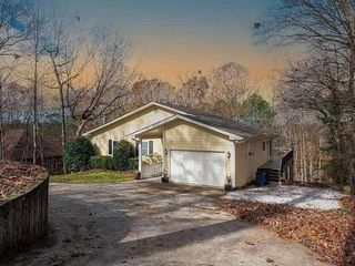 Foreclosed Home - 216 LONG COVE DR, 30240