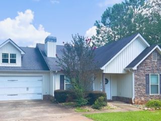 Foreclosed Home - 97 RICHMOND DR, 30240