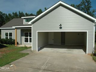 Foreclosed Home - 309 PREAKNESS DR, 30241