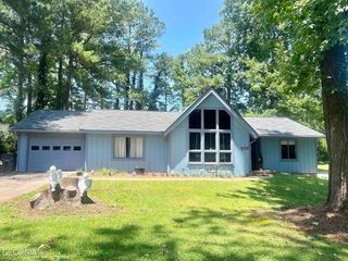 Foreclosed Home - 231 COSBY DR, 30241