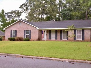 Foreclosed Home - 500 CAMELOT DR, 30241