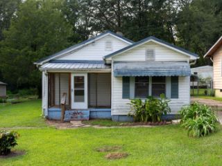 Foreclosed Home - 804 DANIEL ST, 30241