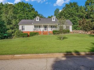 Foreclosed Home - 138 CARDELL FARMS RD, 30248