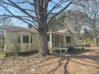 Foreclosed Home - 24875 ROOSEVELT HWY, 30251