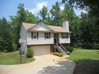 Foreclosed Home - 4005 HIGHWAY 81 E, 30252
